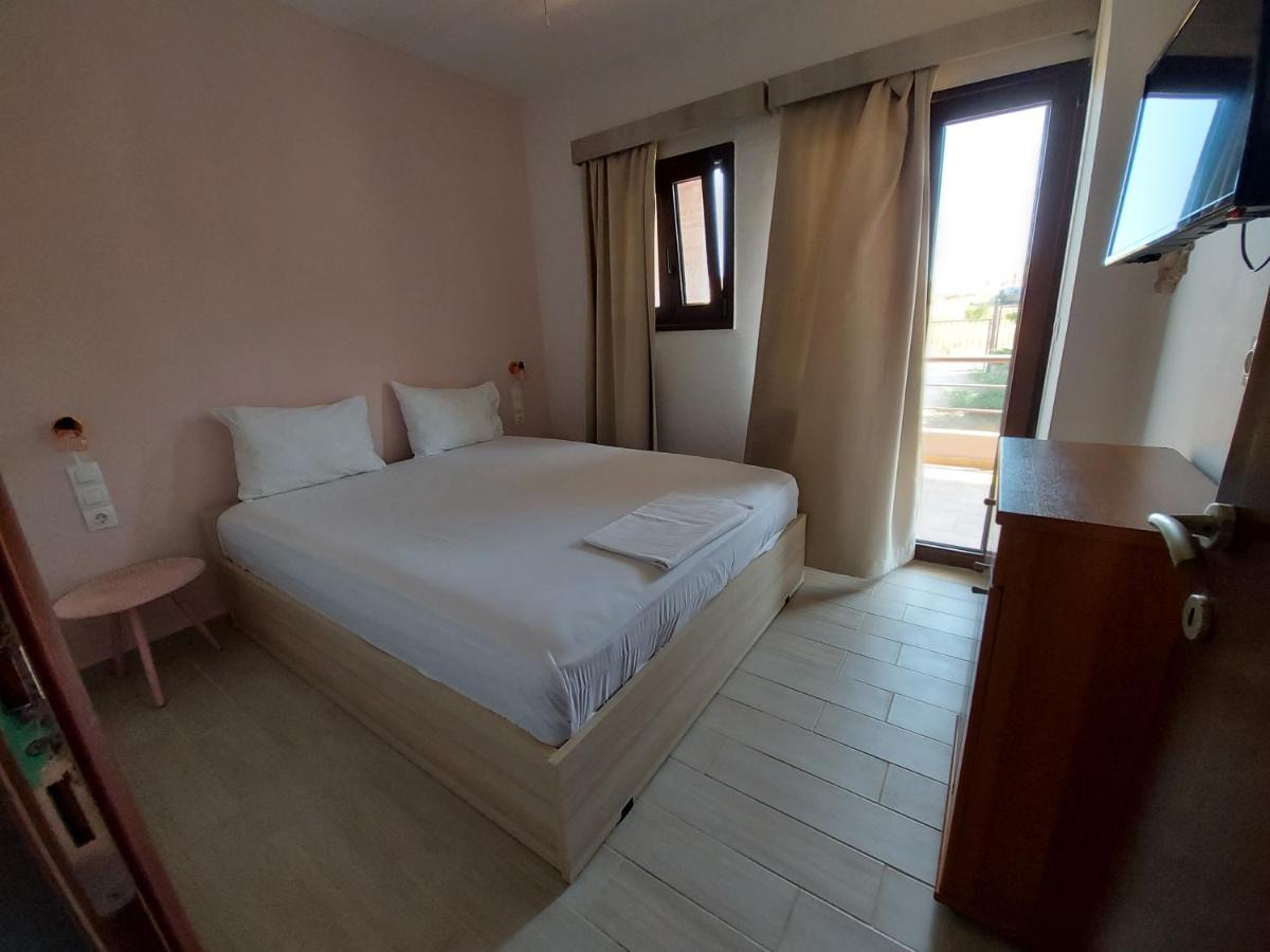 Golden View Apartments Myrina Limnos Luaran gambar