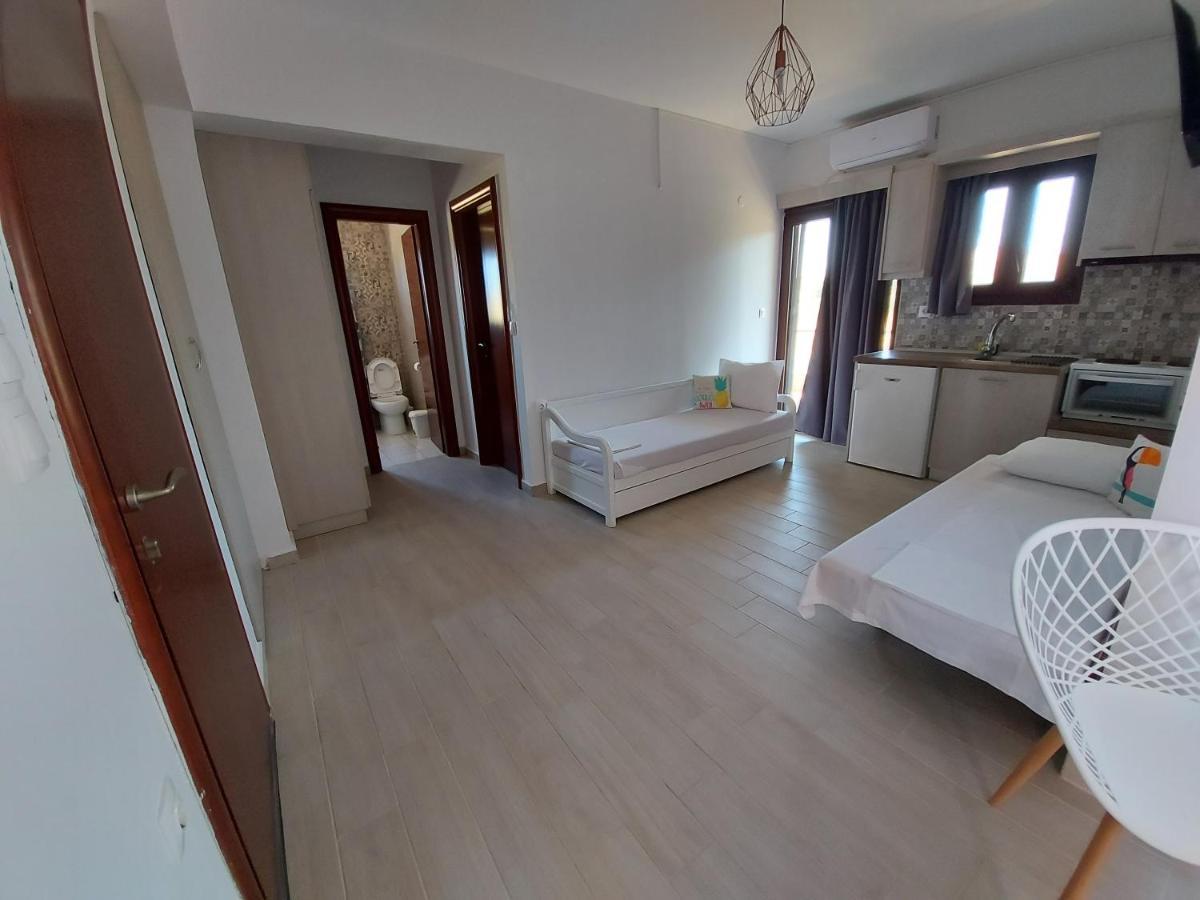 Golden View Apartments Myrina Limnos Luaran gambar