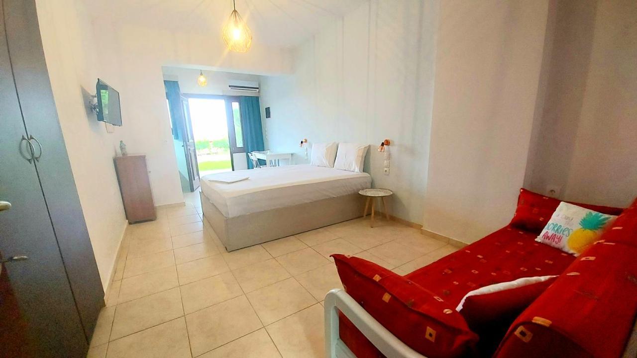 Golden View Apartments Myrina Limnos Luaran gambar