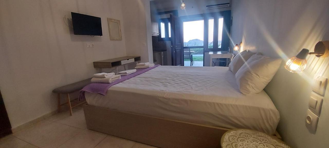 Golden View Apartments Myrina Limnos Luaran gambar